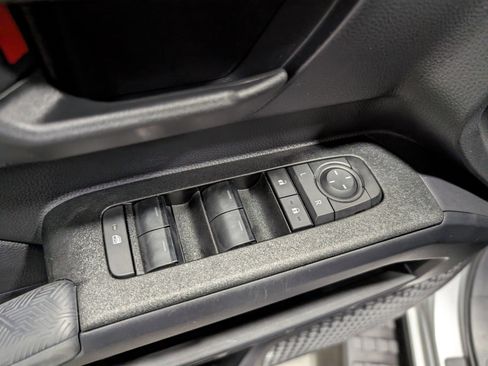 Used 2025 Toyota 4Runner SR5 image 13