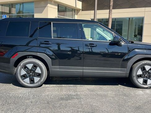 New 2026 Hyundai Santa Fe SE image 6