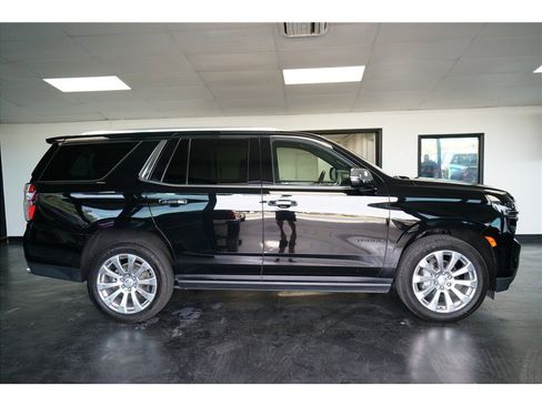Used 2022 Chevrolet Tahoe Premier AWD/4WD image 8