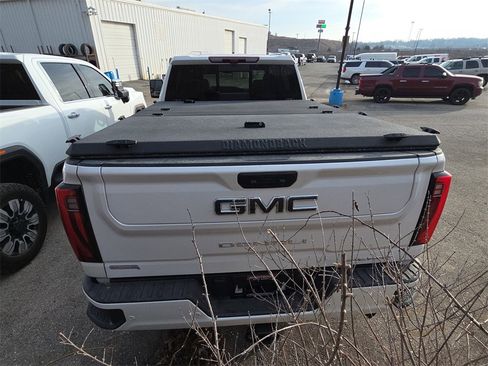 Used 2024 GMC Sierra 2500 Denali Ultimate w/ Max Trailering Package image 5
