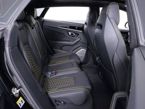 Used 2023 Lamborghini Urus S AWD/4WD image 34