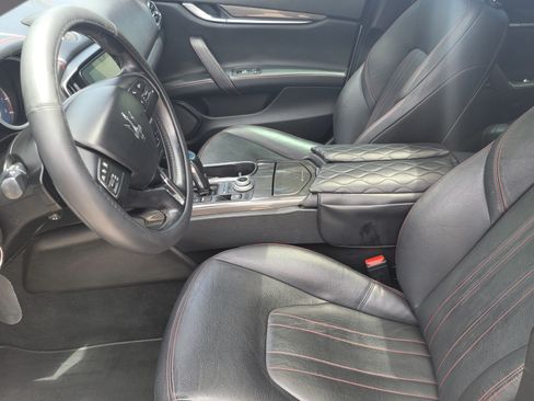 Used 2019 Maserati Ghibli RWD image 19
