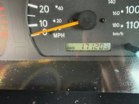 Used 1998 Toyota Tacoma 2WD Xtracab image 12