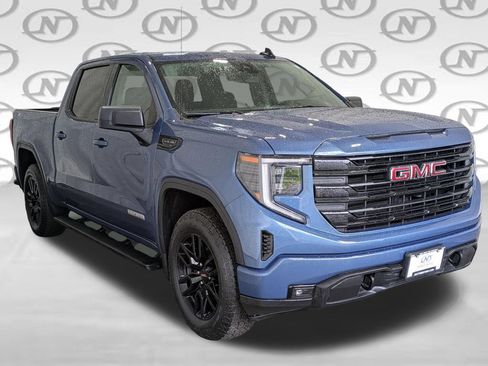 Used 2024 GMC Sierra 1500 Elevation w/ X31 Off-Road Package AWD/4WD image 43