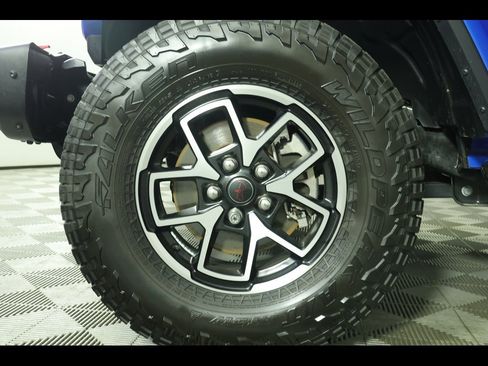 Used 2024 Jeep Gladiator Rubicon image 17