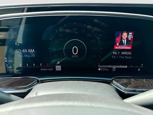 Used 2021 Cadillac Escalade ESV Sport Platinum AWD/4WD image 22