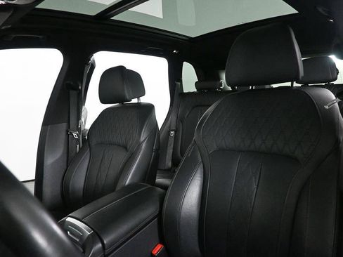Used 2025 BMW X5 xDrive50e AWD/4WD image 2