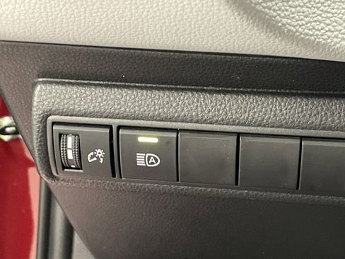 Certified 2023 Toyota Corolla SE image 28