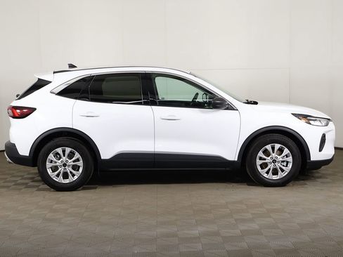 Used 2023 Ford Escape Active FWD image 17