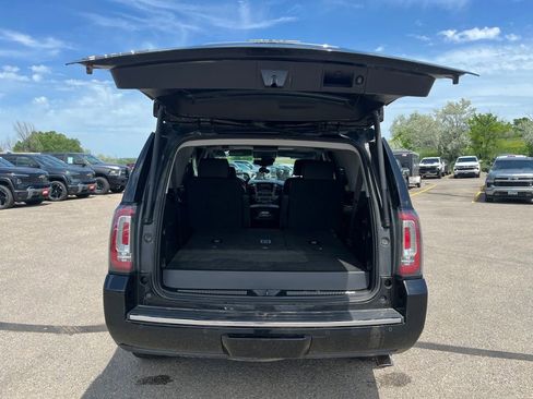 Used 2019 GMC Yukon Denali w/ Denali Ultimate Black Edition AWD/4WD image 33