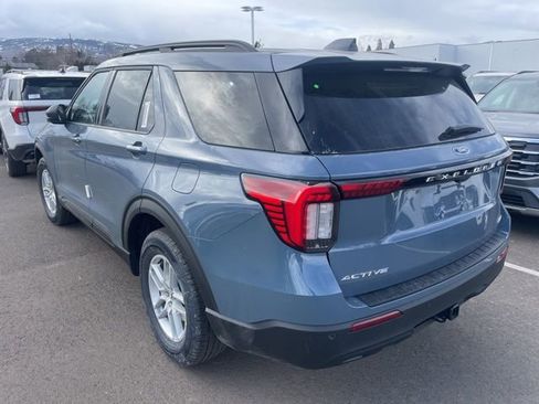 New 2026 Ford Explorer Active image 5