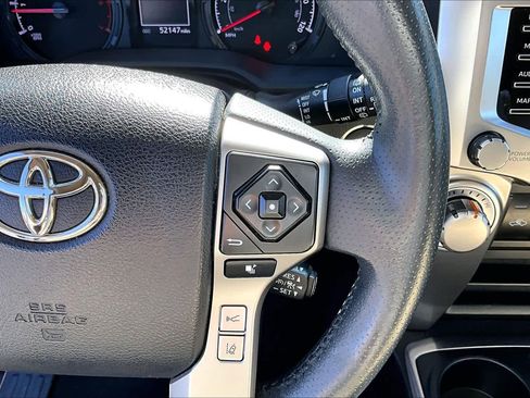 Used 2022 Toyota 4Runner SR5 Premium w/ Moonroof Package image 50