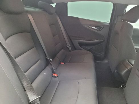 Used 2021 Chevrolet Malibu RS image 19