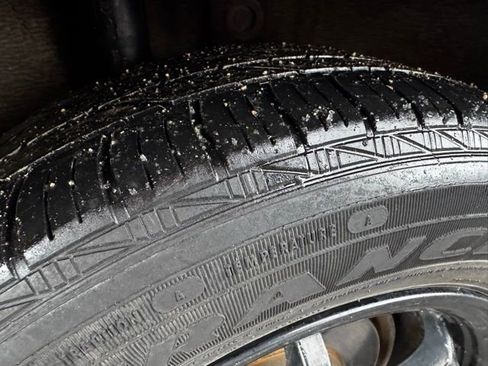 Used 2014 Toyota Prius Three image 36