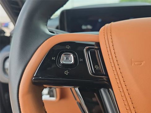 Certified 2025 Lincoln Aviator Black Label AWD/4WD image 25