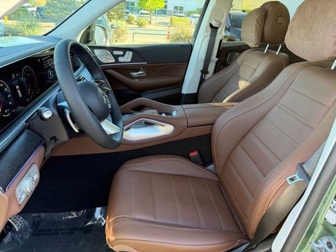 New 2026 Mercedes-Benz GLS 450 4MATIC image 11