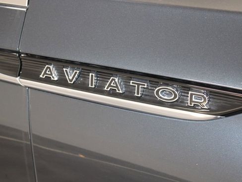 Used 2023 Lincoln Aviator Black Label w/ Dynamic Handling Package image 12