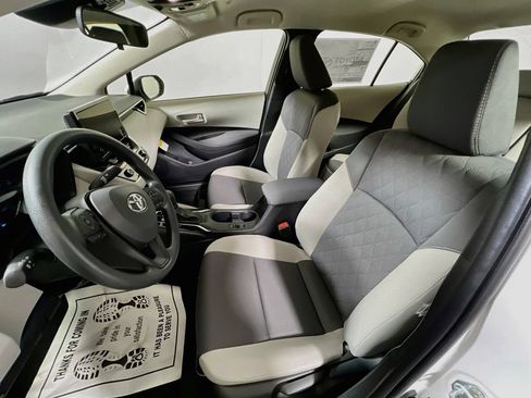 Certified 2025 Toyota Corolla LE FWD image 18