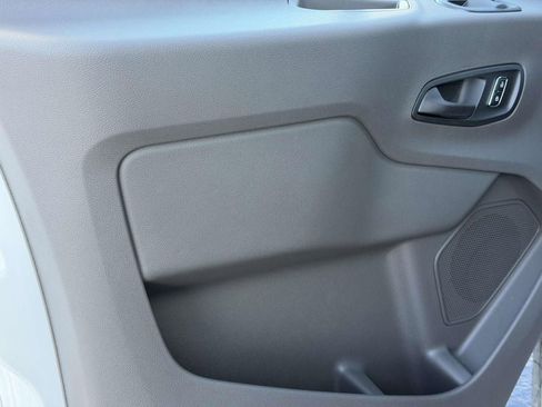 New 2026 Ford Transit 250 148 Medium Roof RWD image 8