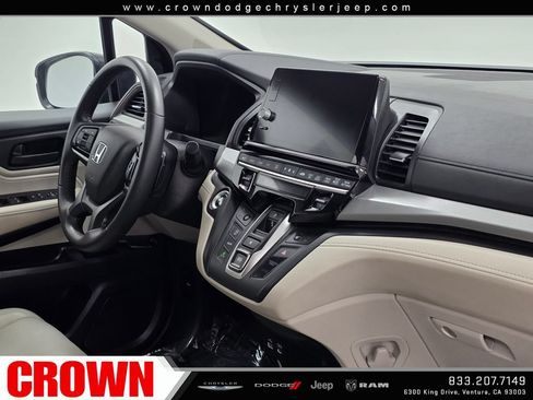 Used 2025 Honda Odyssey EX-L image 12