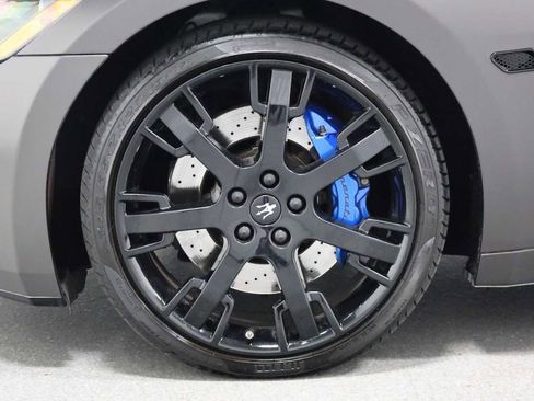 Used 2016 Maserati GranTurismo Convertible image 34