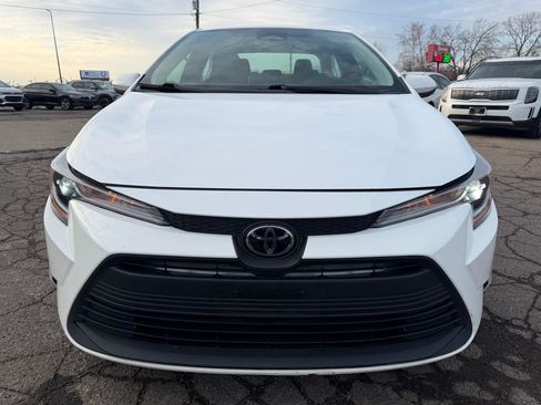 Used 2023 Toyota Corolla LE image 12