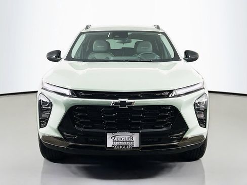 New 2026 Chevrolet Trax ACTIV image 2
