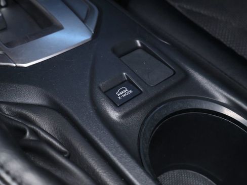 Used 2023 Subaru Crosstrek 2.0i image 31