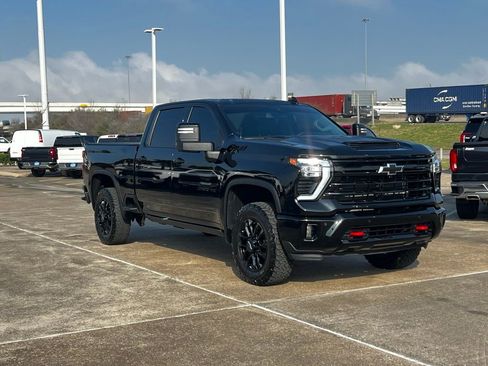 Used 2025 Chevrolet Silverado 2500 LTZ w/ Trail Boss Package image 15