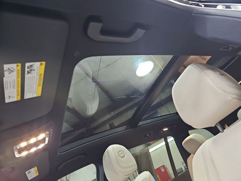 Certified 2025 Mercedes-Benz GLS 450 GLS 450 image 33