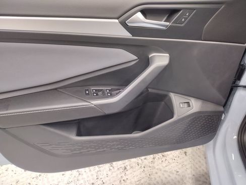 New 2026 Volkswagen Jetta SE image 16