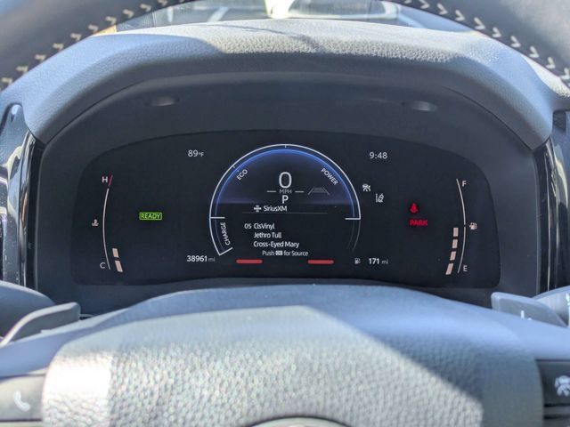 Used 2025 Toyota Camry SE FWD image 29