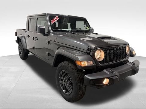 New 2026 Jeep Gladiator Sport image 4