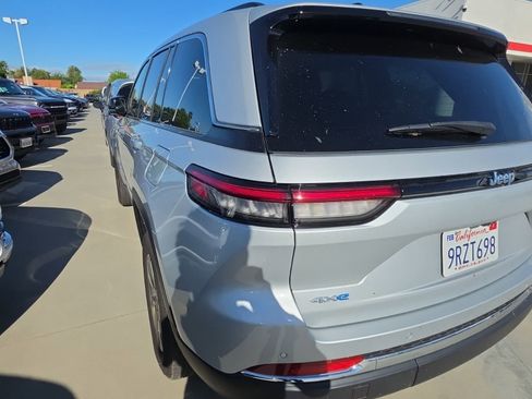 Used 2024 Jeep Grand Cherokee Limited 4xe image 6