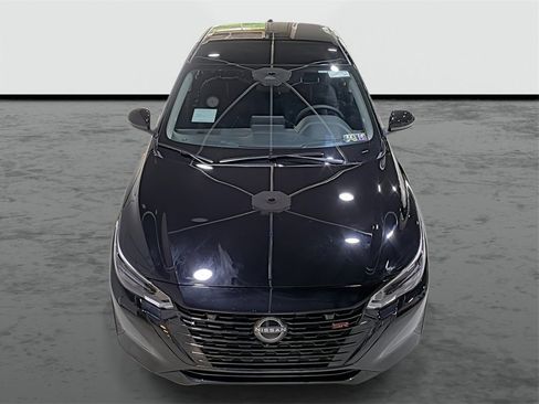 Used 2025 Nissan Sentra SR w/ Midnight Edition image 6