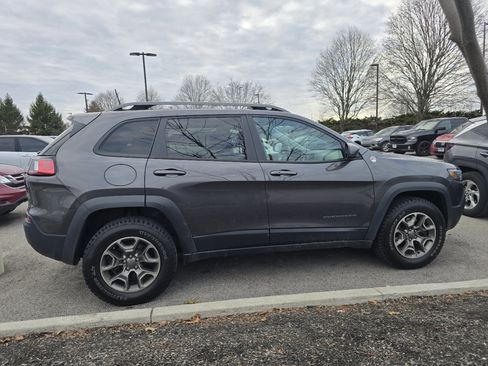 Used 2020 Jeep Cherokee Trailhawk w/ Cold Weather Group image 7