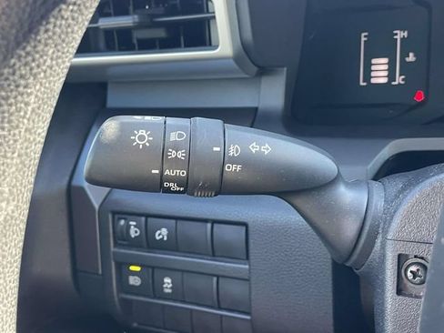 Used 2025 Toyota Tacoma SR5 RWD image 31