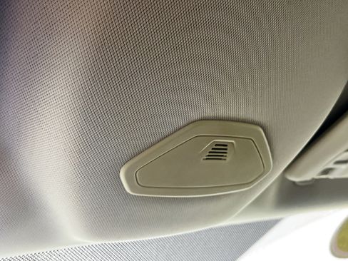 Used 2017 Ford Focus SE image 22