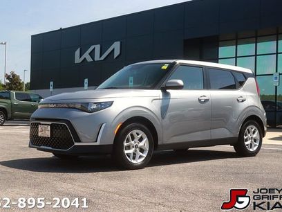 Certified 2024 Kia Soul LX w/ Option Group 015