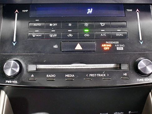 Used 2014 Lexus IS 250 AWD image 32