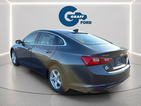 Used 2017 Chevrolet Malibu LS FWD image 10