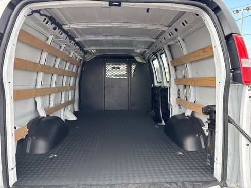 Used 2024 Chevrolet Express 2500 w/ Driver Convenience Package image 42
