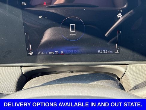 Used 2025 Chevrolet TrailBlazer LT AWD/4WD image 12