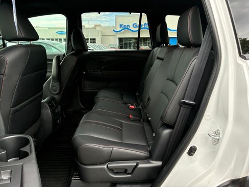 Used 2023 Honda Passport TrailSport image 29