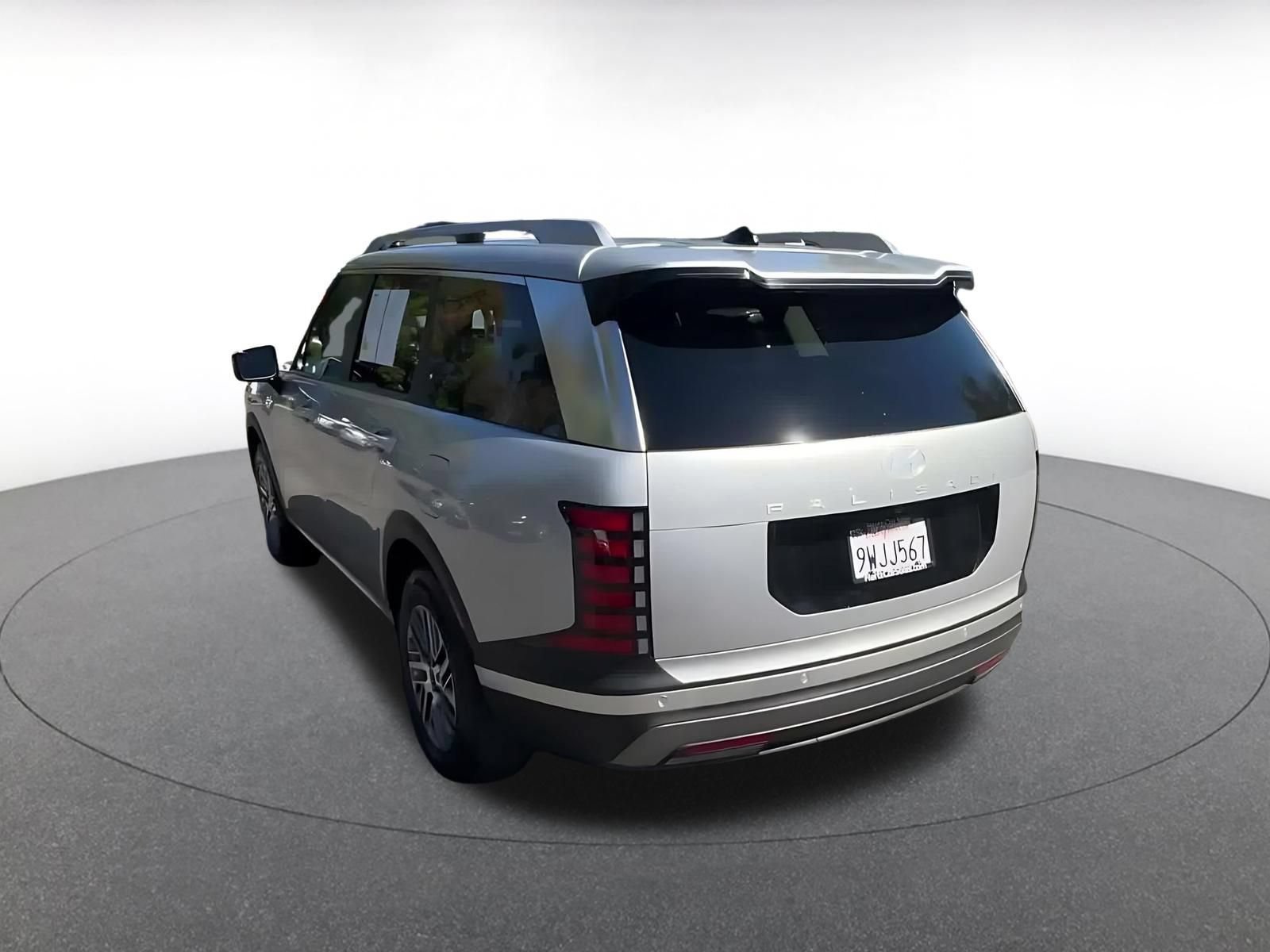 Used 2026 Hyundai Palisade SEL FWD image 10