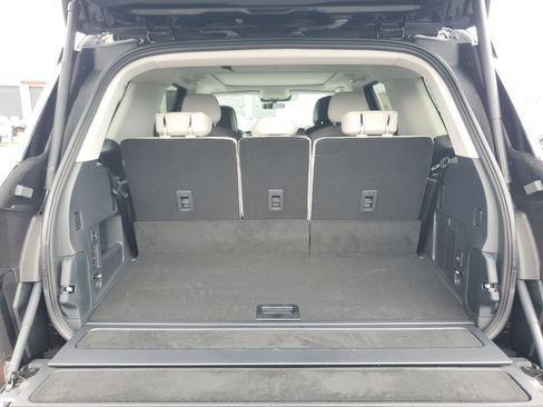 New 2026 Lincoln Navigator Reserve image 32