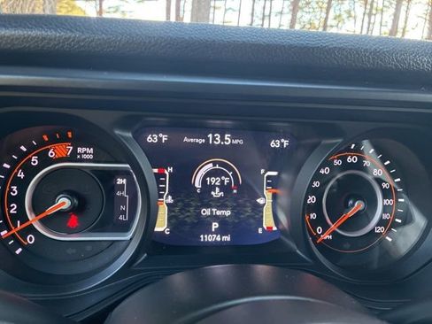 Used 2024 Jeep Wrangler Sport S image 30