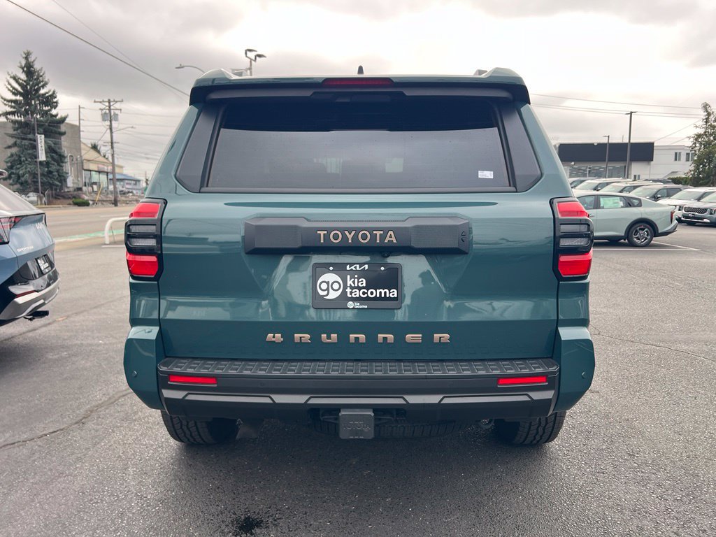 Used 2025 Toyota 4Runner TRD Off-Road Premium AWD/4WD image 7