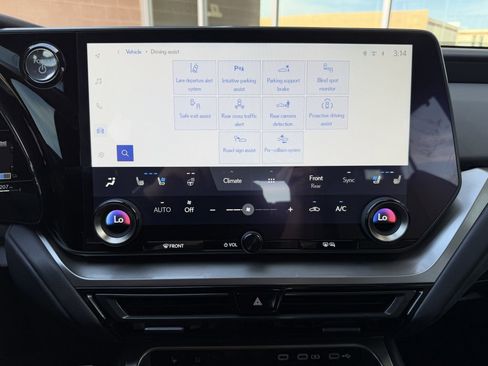 Used 2024 Lexus TX 500h AWD image 23