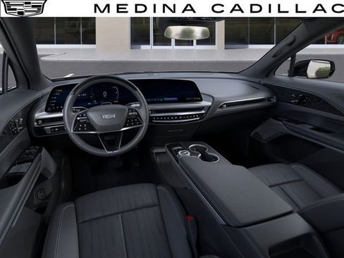 New 2026 Cadillac Lyriq Luxury image 16